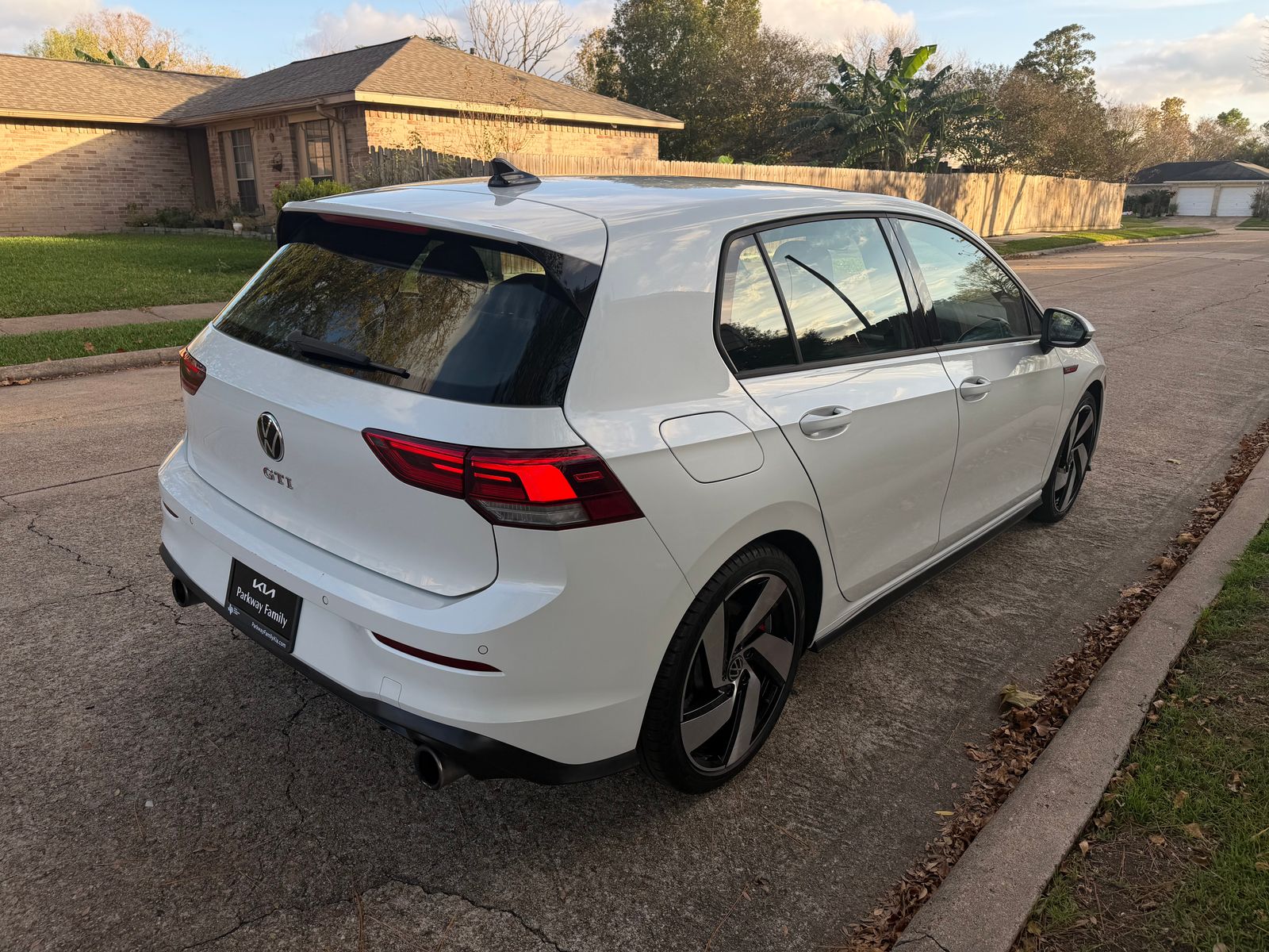 2024 Volkswagen Golf GTI 2.0T S FWD