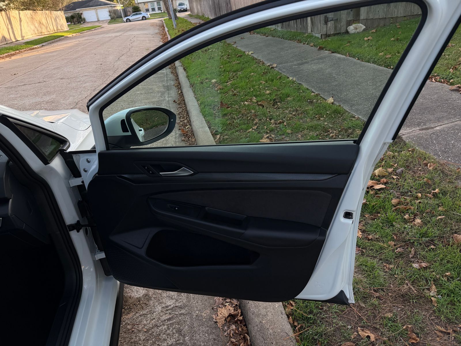 2024 Volkswagen Golf GTI 2.0T S FWD