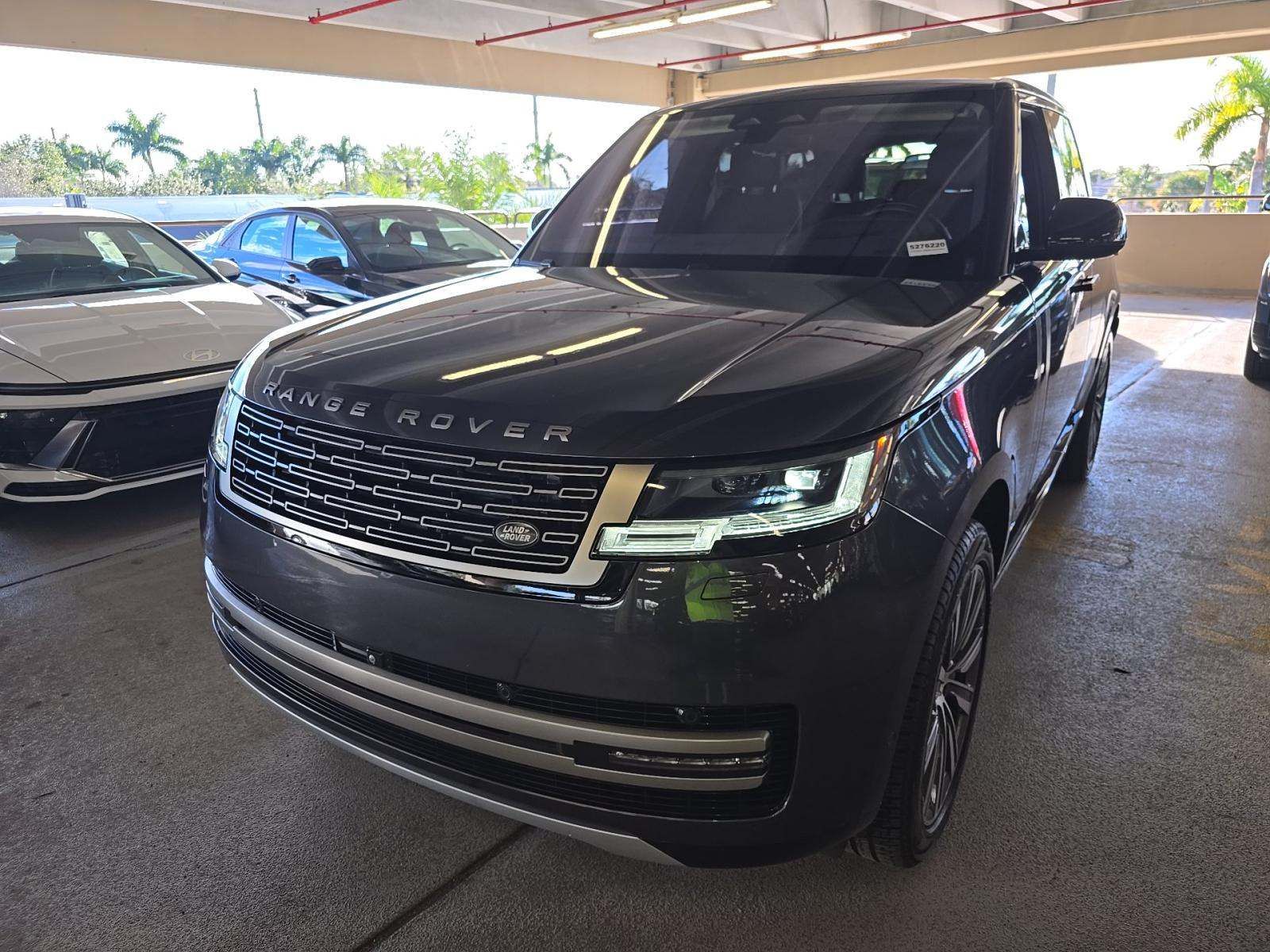 2023 Land Rover Range Rover SE AWD