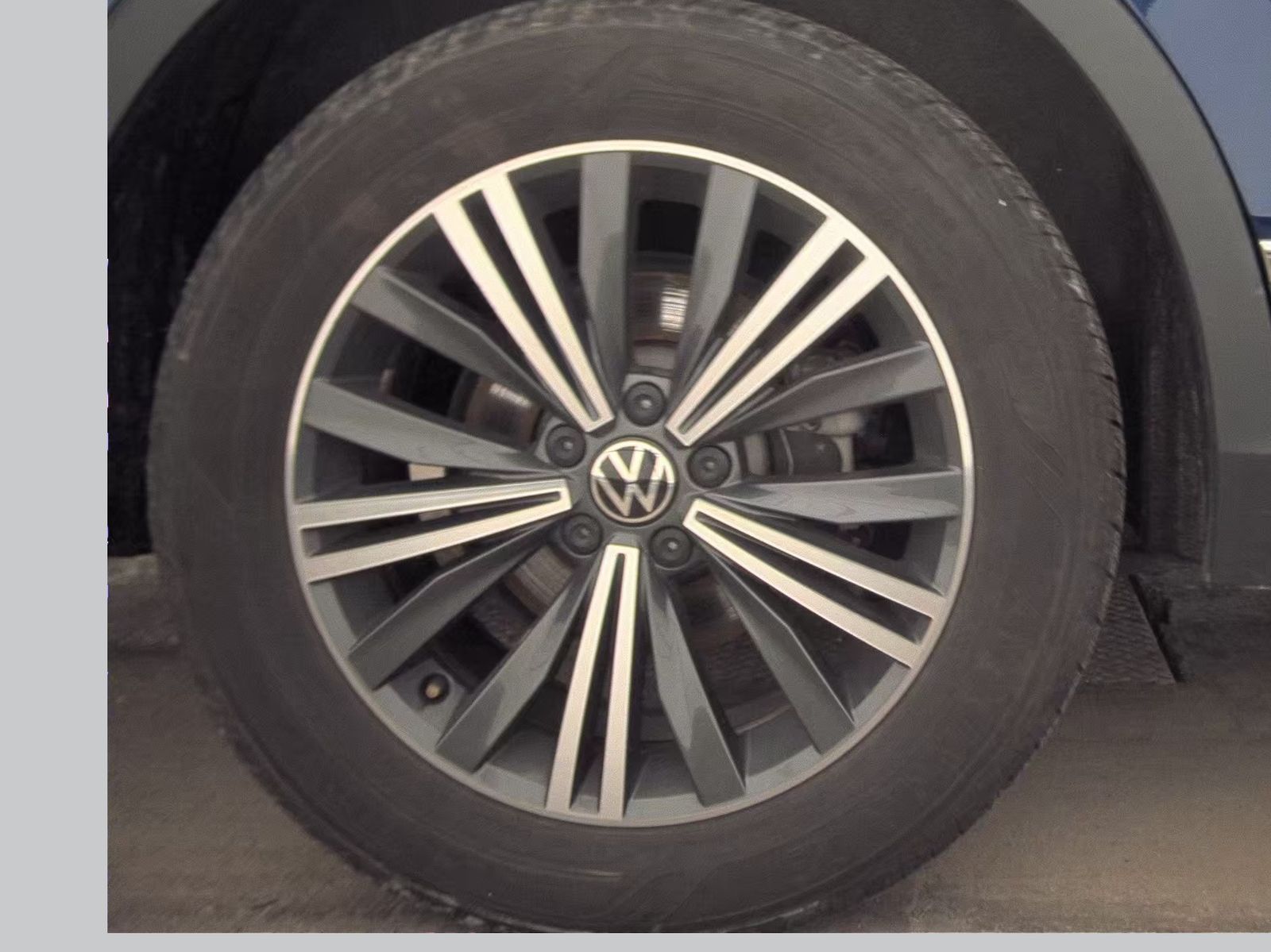 2024 Volkswagen Tiguan 2.0T Wolfsburg Edition FWD