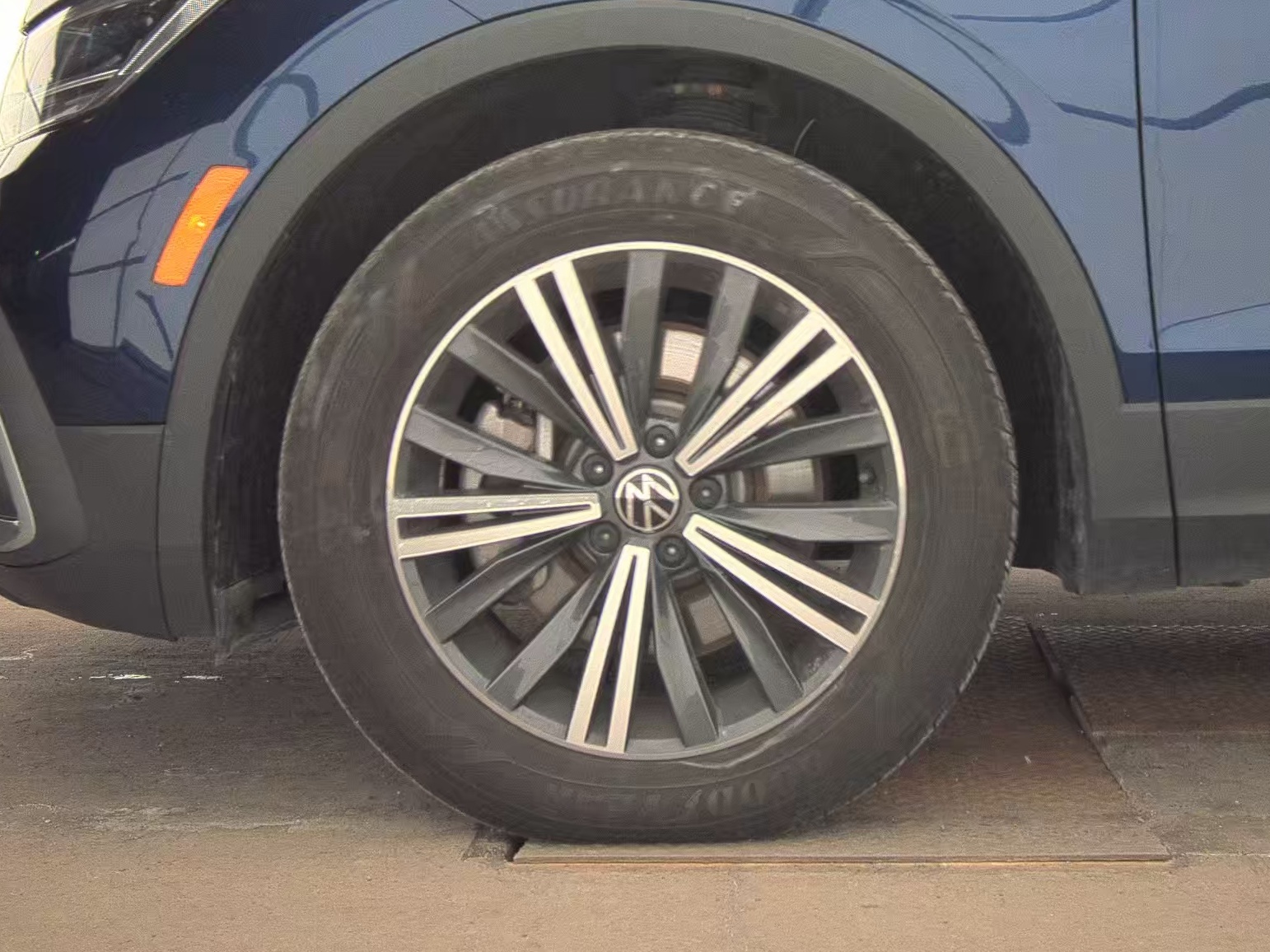 2024 Volkswagen Tiguan 2.0T Wolfsburg Edition FWD