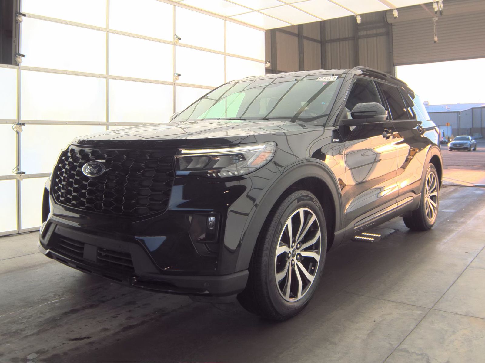 2025 Ford Explorer ST-Line FWD