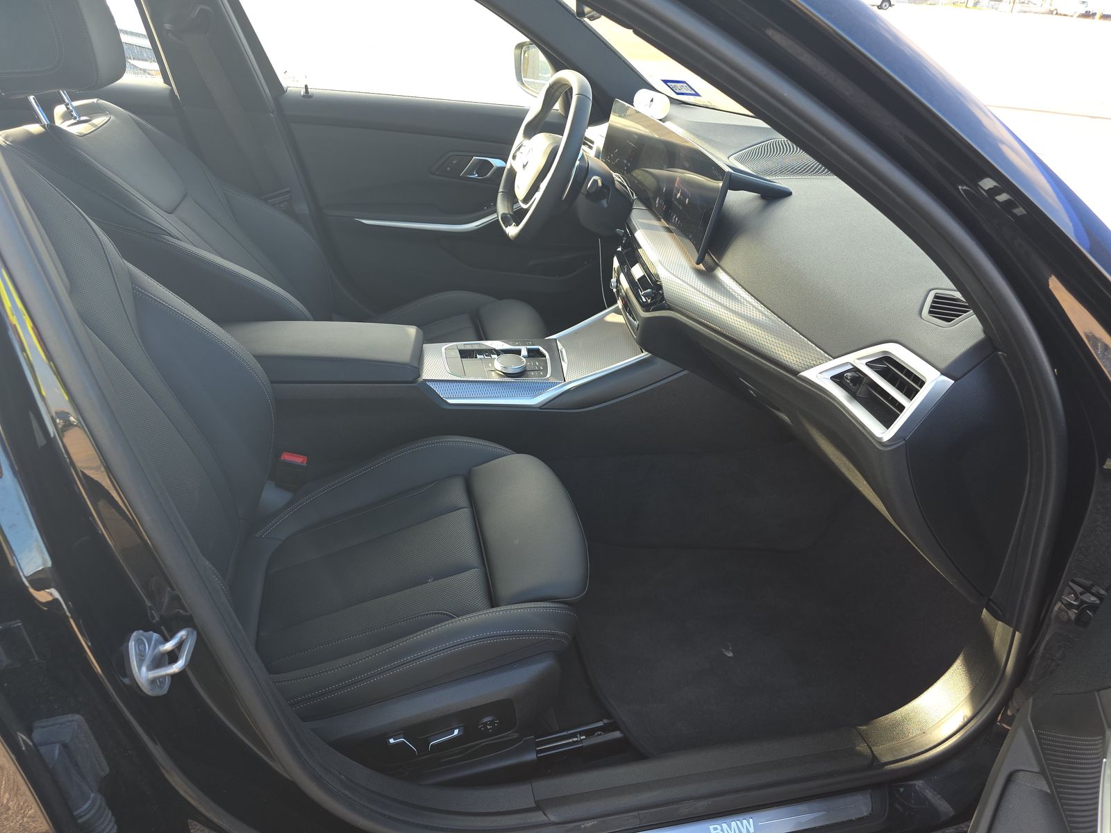 2025 BMW 3 Series 330i xDrive AWD