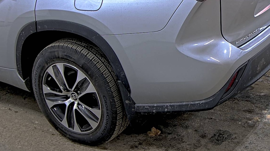 2022 Toyota Highlander Hybrid XLE AWD