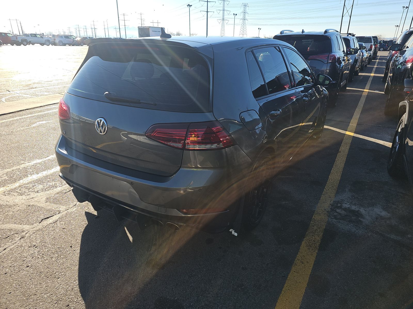 2019 Volkswagen Golf R 2.0T AWD