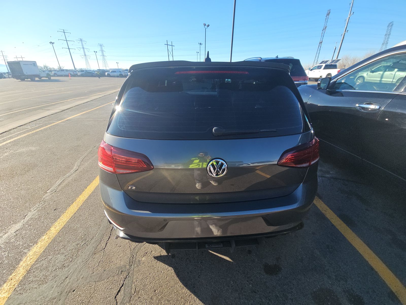 2019 Volkswagen Golf R 2.0T AWD