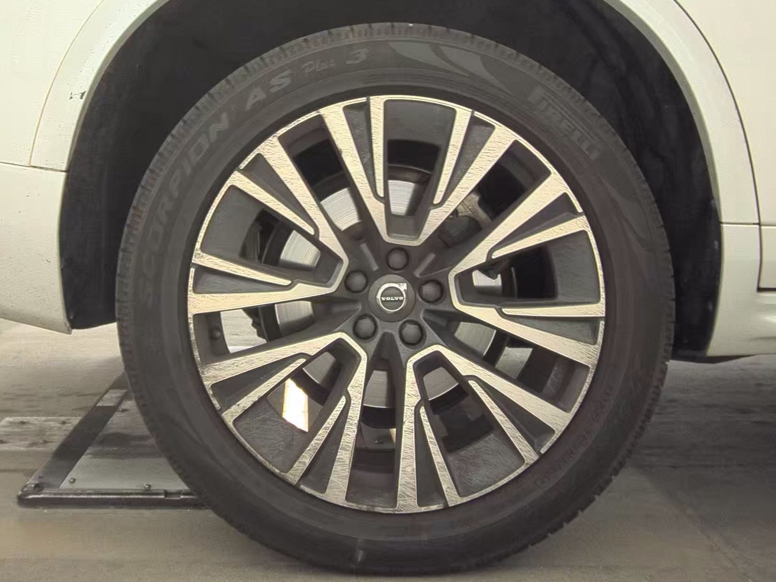 2021 Volvo XC90 T5 Momentum FWD