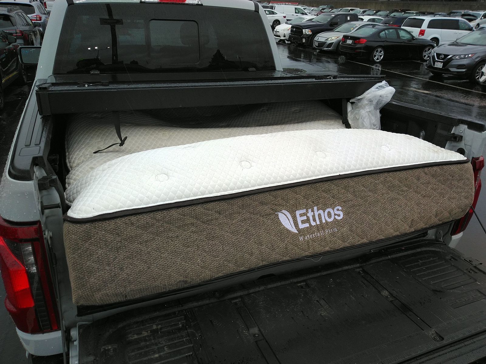 2024 Ford F-150 Hybrid XLT AWD