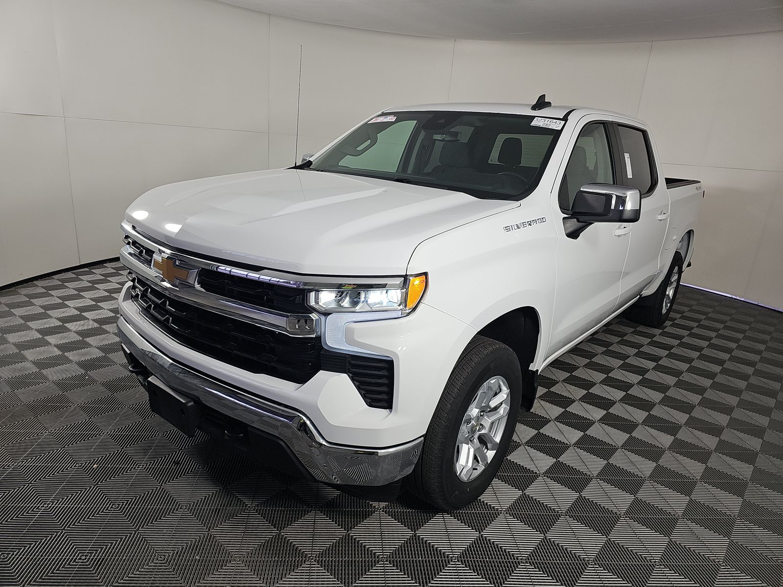 2022 Chevrolet Silverado 1500 LT AWD