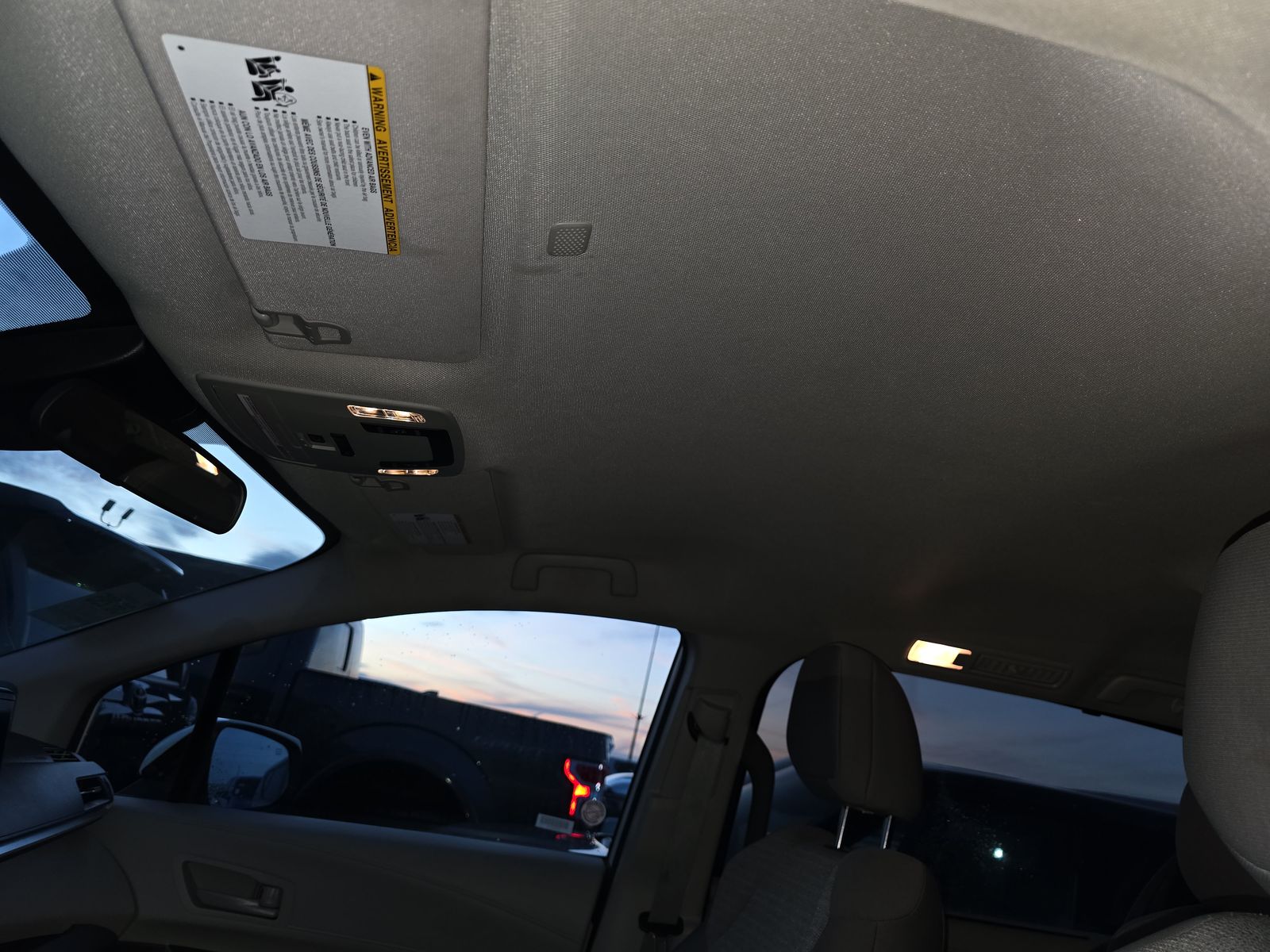 2024 Toyota Sienna LE FWD