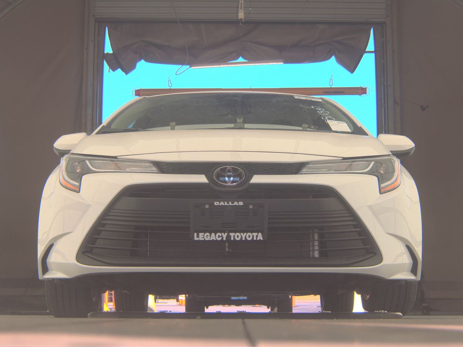 2025 Toyota Corolla LE FWD