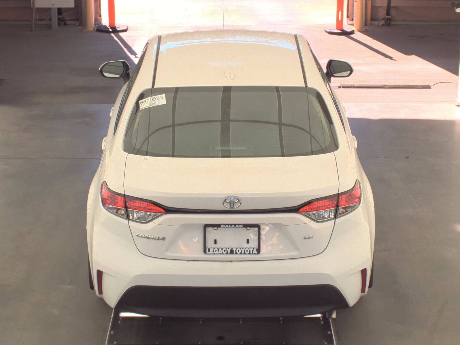 2025 Toyota Corolla LE FWD