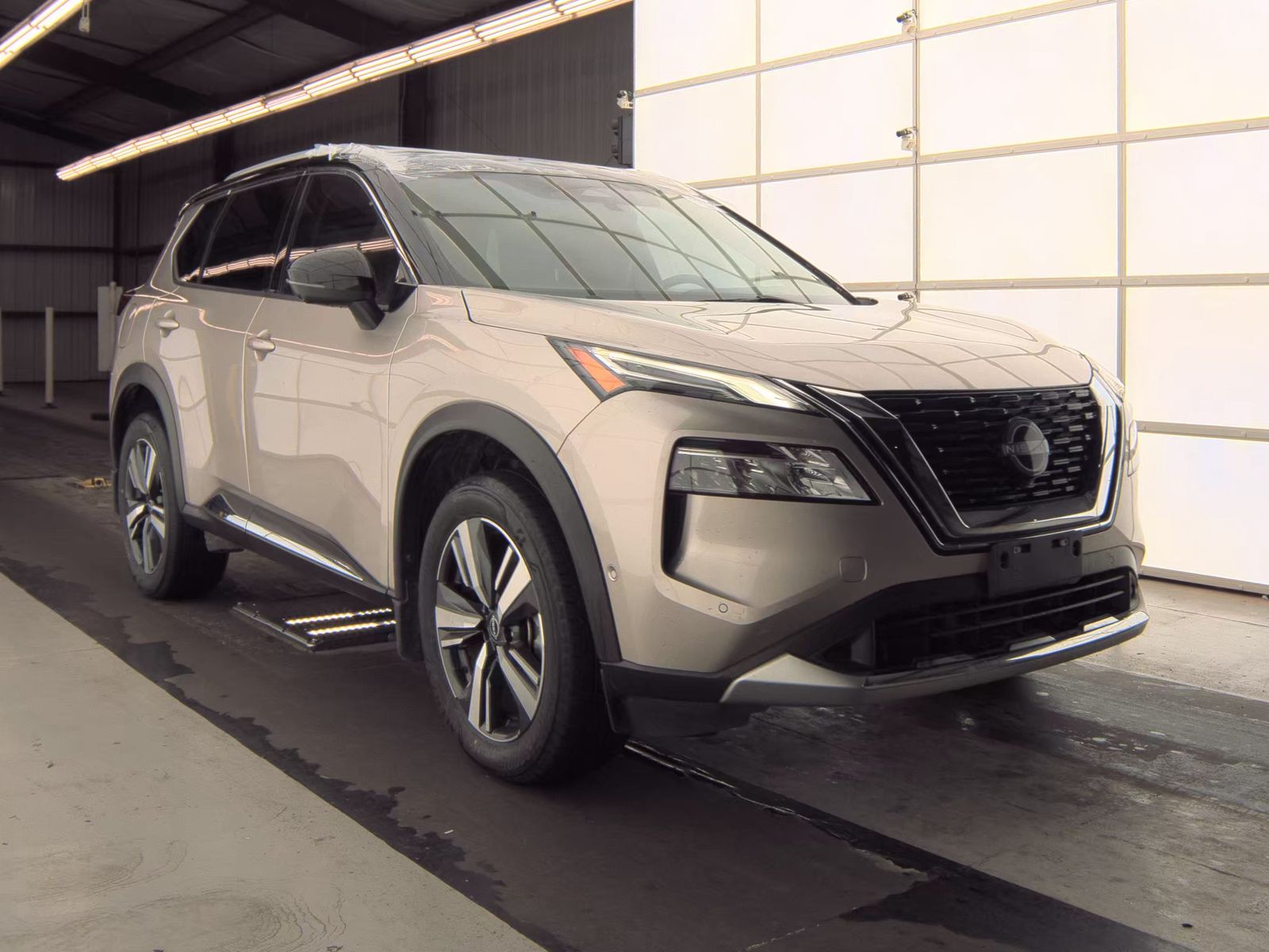 2023 Nissan Rogue Platinum FWD