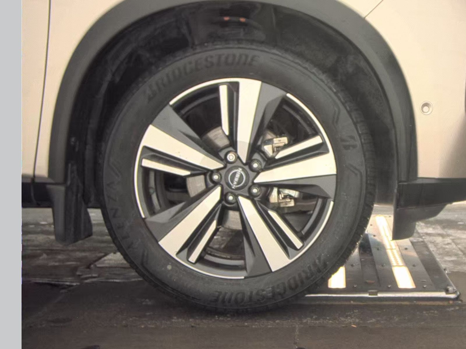 2023 Nissan Rogue Platinum FWD