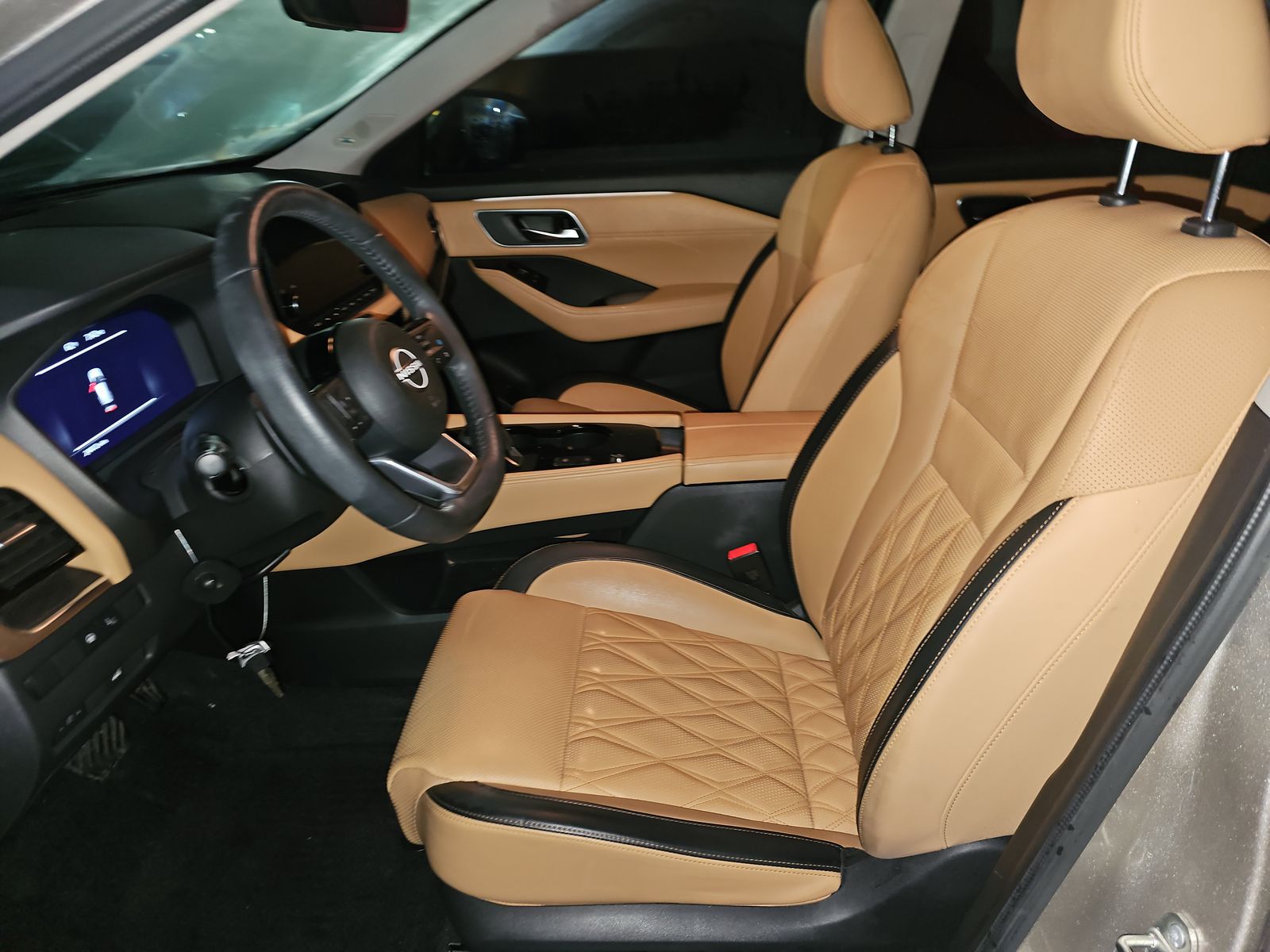 2023 Nissan Rogue Platinum FWD