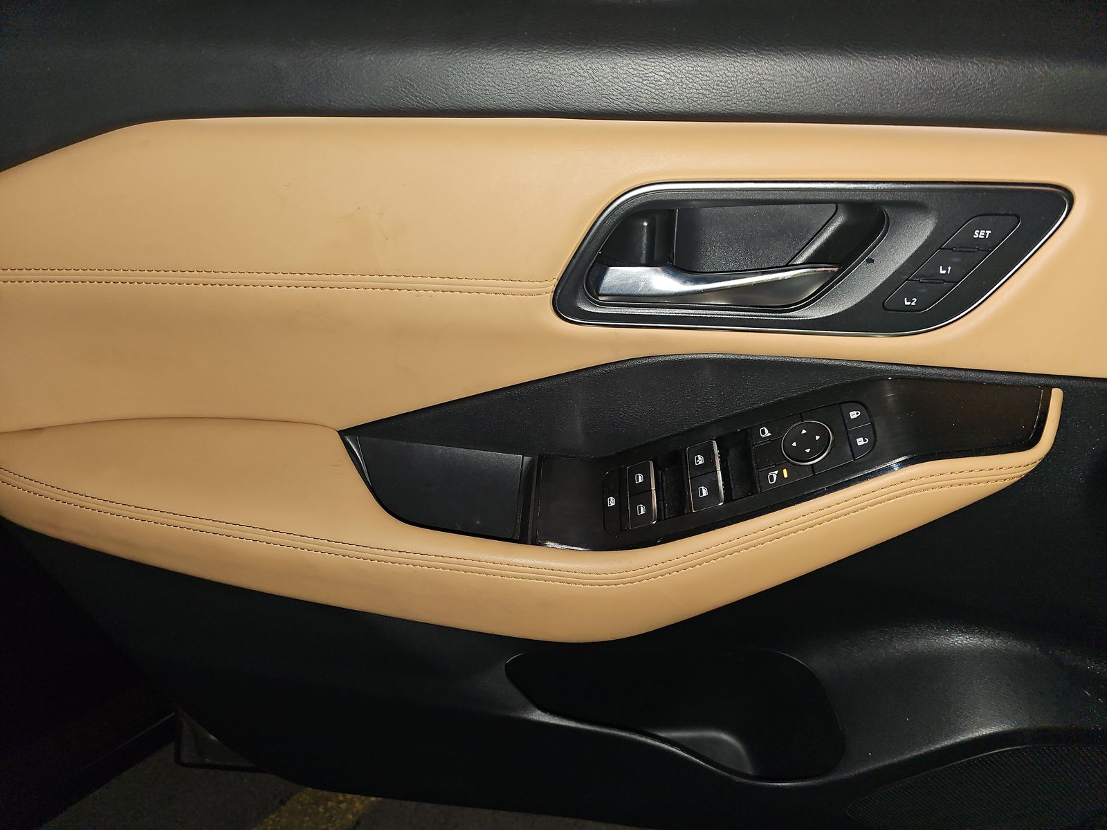 2023 Nissan Rogue Platinum FWD