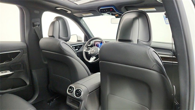 2025 Mercedes-Benz GLC GLC 300 RWD