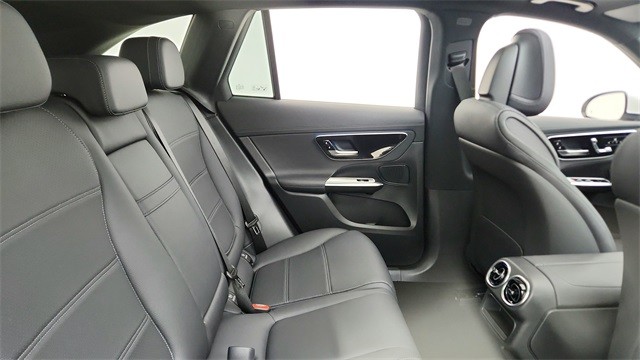 2025 Mercedes-Benz GLC GLC 300 RWD