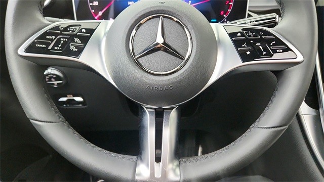 2025 Mercedes-Benz GLC GLC 300 RWD