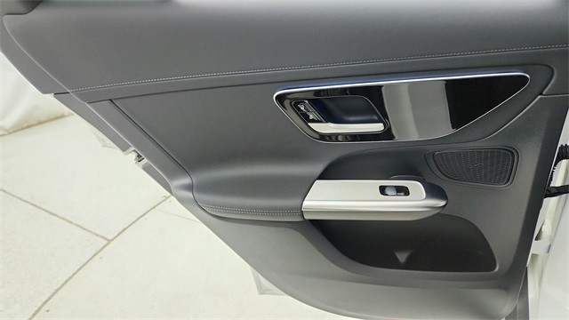 2025 Mercedes-Benz GLC GLC 300 RWD