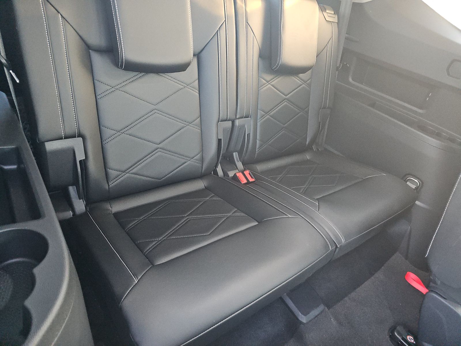 2024 Volkswagen Atlas 2.0T SE FWD