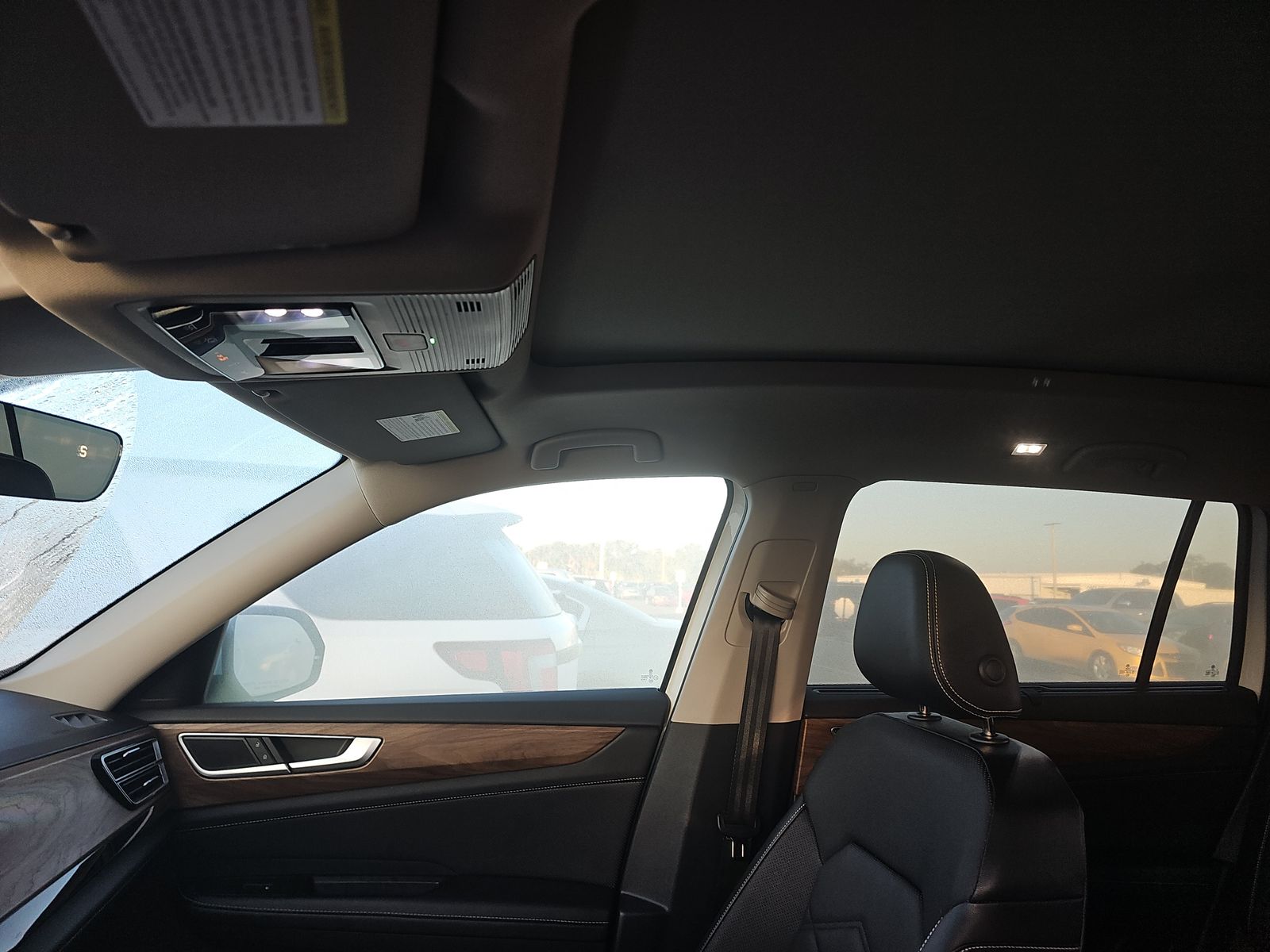 2024 Volkswagen Atlas 2.0T SE FWD