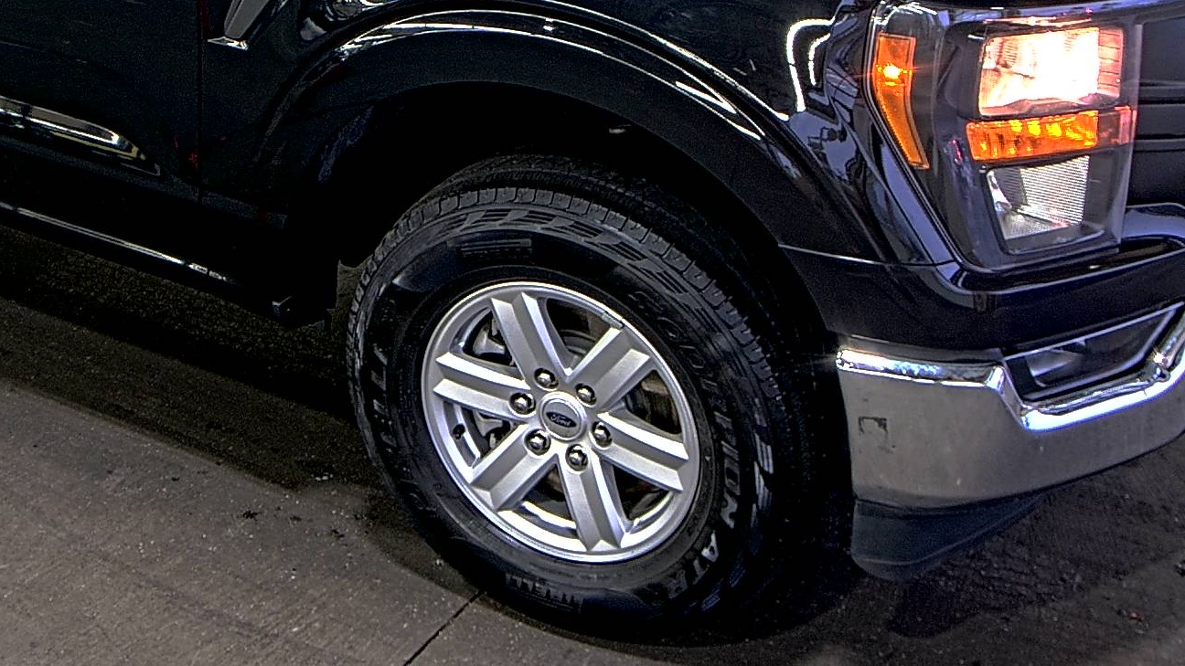 2023 Ford F-150 XL AWD