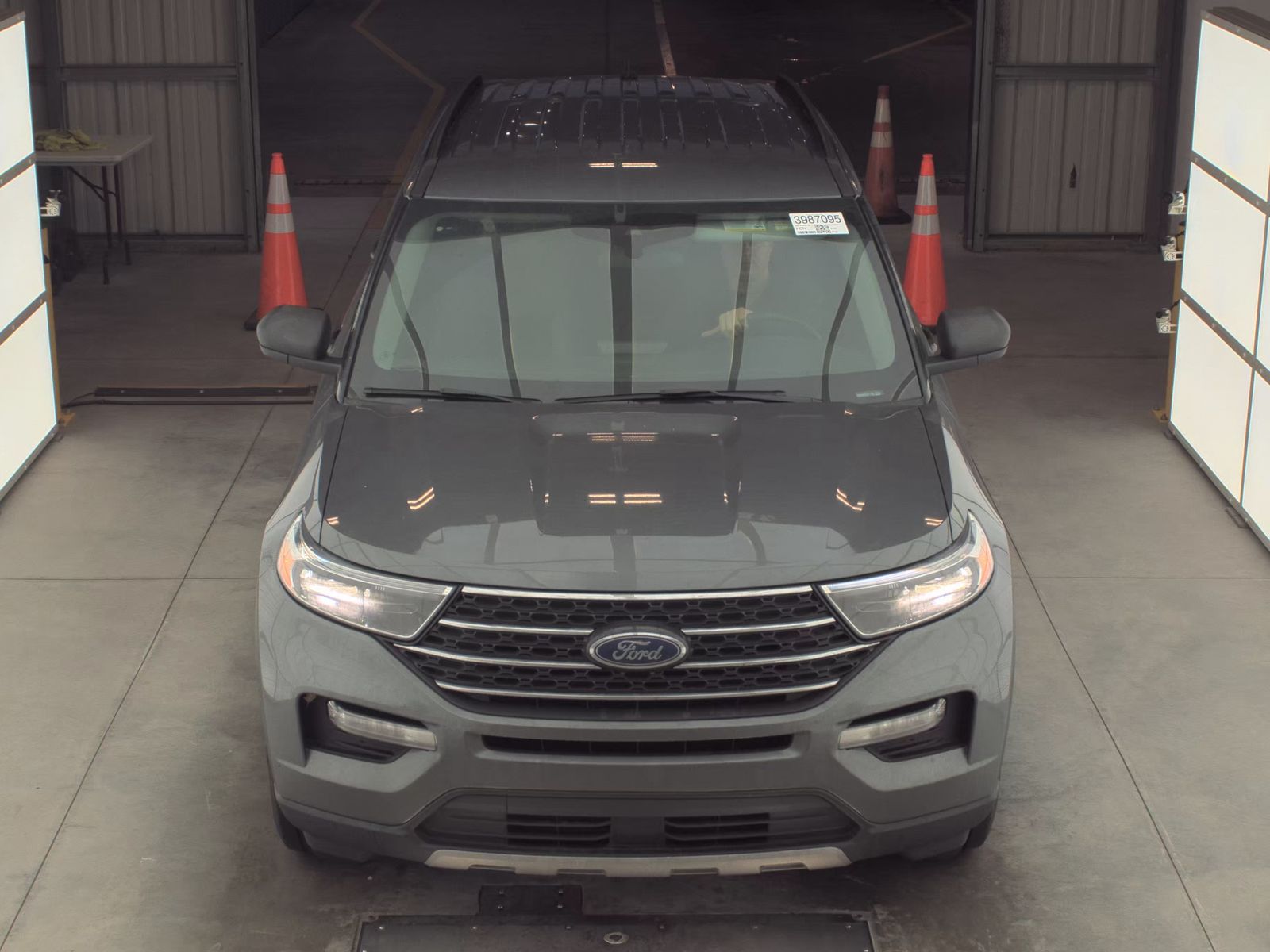 2023 Ford Explorer XLT AWD