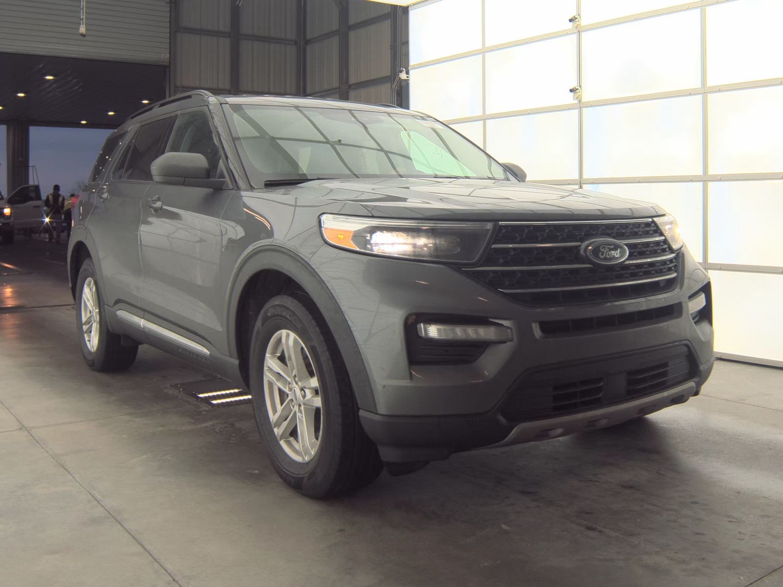 2023 Ford Explorer XLT AWD