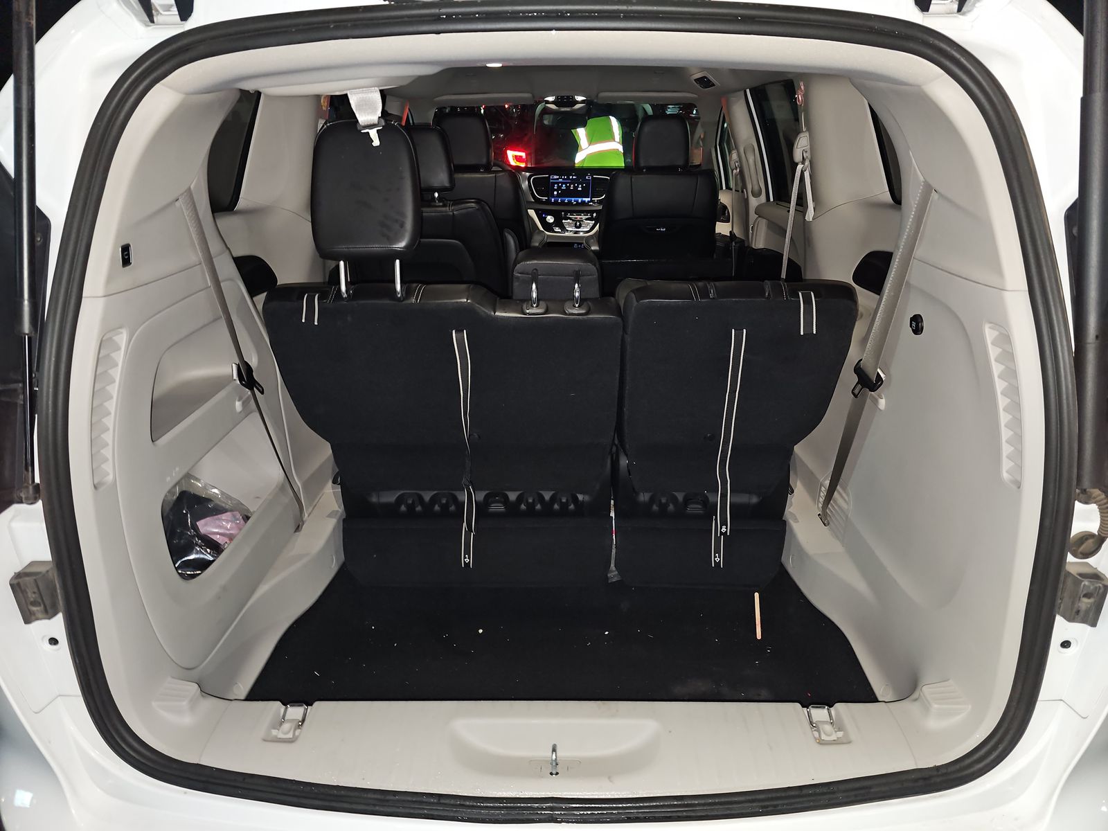 2023 Chrysler Pacifica Touring L FWD