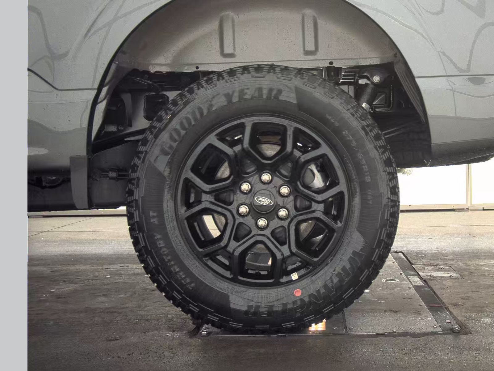 2025 Ford F-150 Hybrid XLT AWD