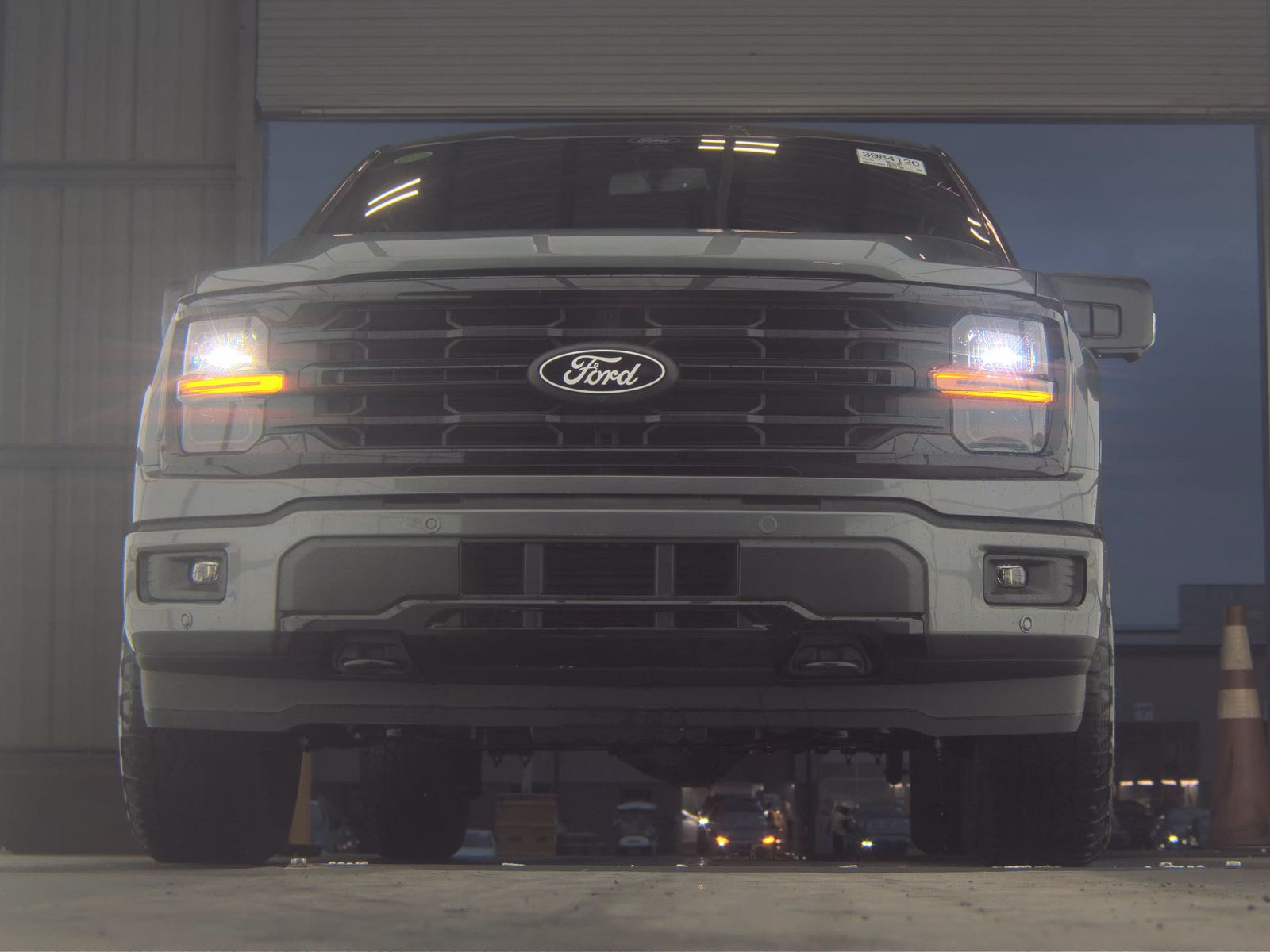 2025 Ford F-150 Hybrid XLT AWD