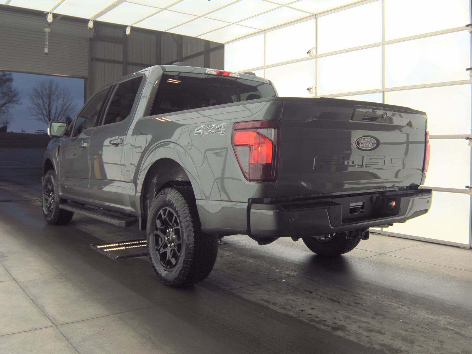 2025 Ford F-150 Hybrid XLT AWD
