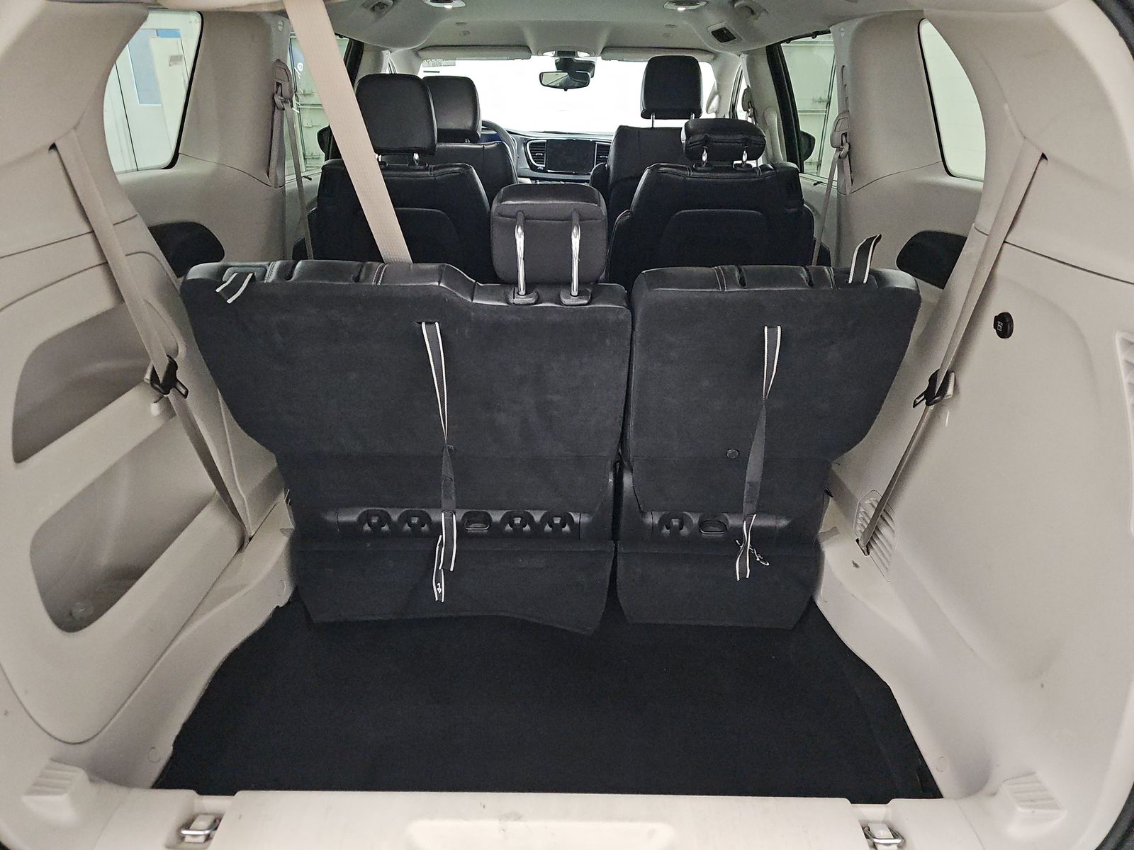 2023 Chrysler Pacifica Touring L FWD