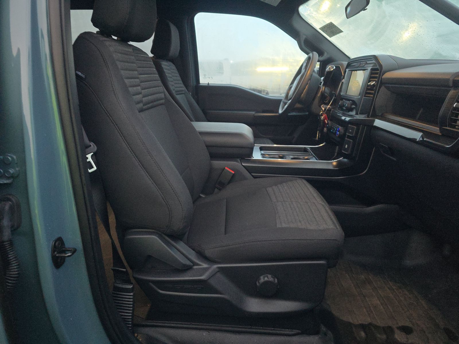 2023 Ford F-150 XL AWD