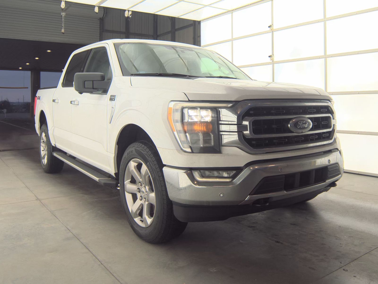 2023 Ford F-150 XLT AWD
