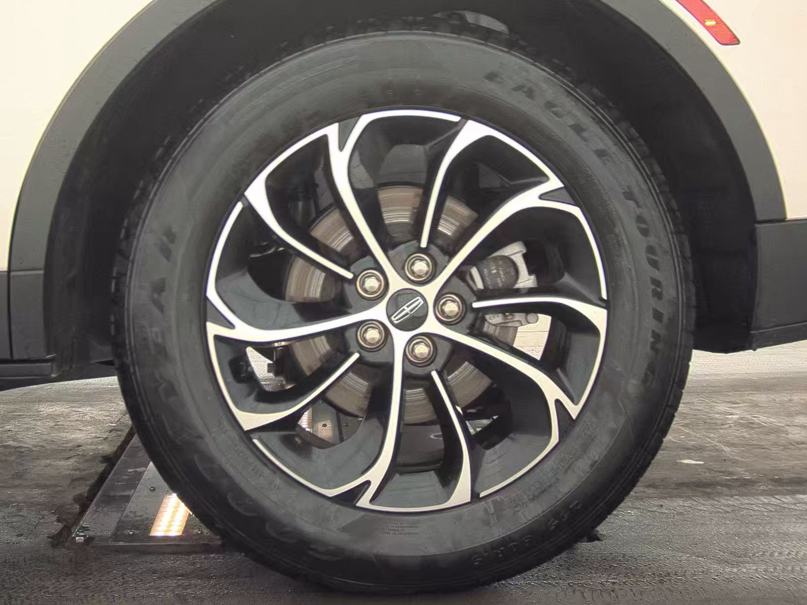 2025 Lincoln Nautilus Premiere AWD