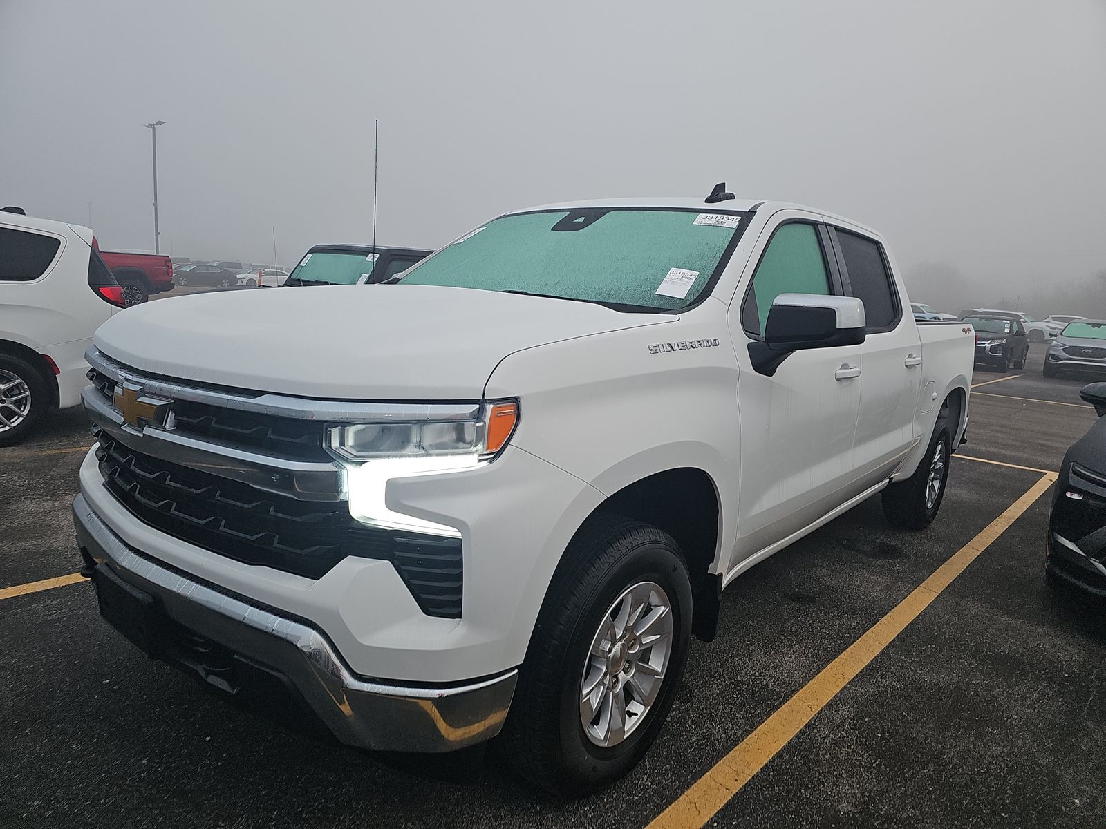 2025 Chevrolet Silverado 1500 LT AWD