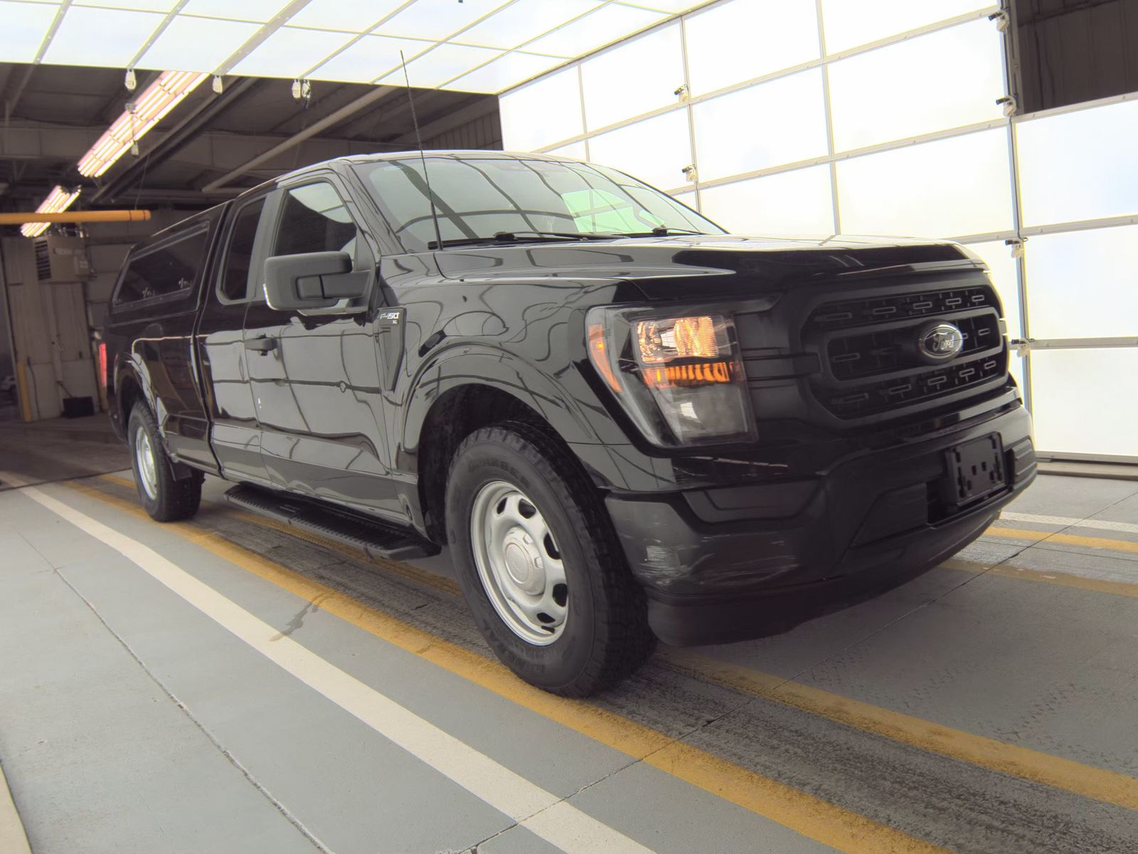 2023 Ford F-150 XL RWD