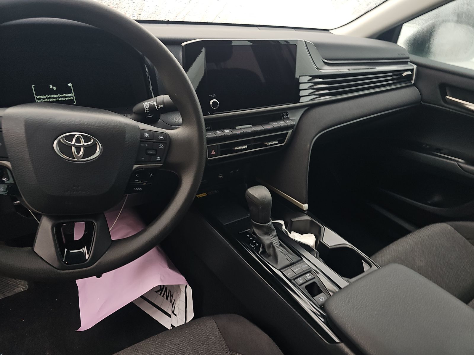 2025 Toyota Camry LE FWD