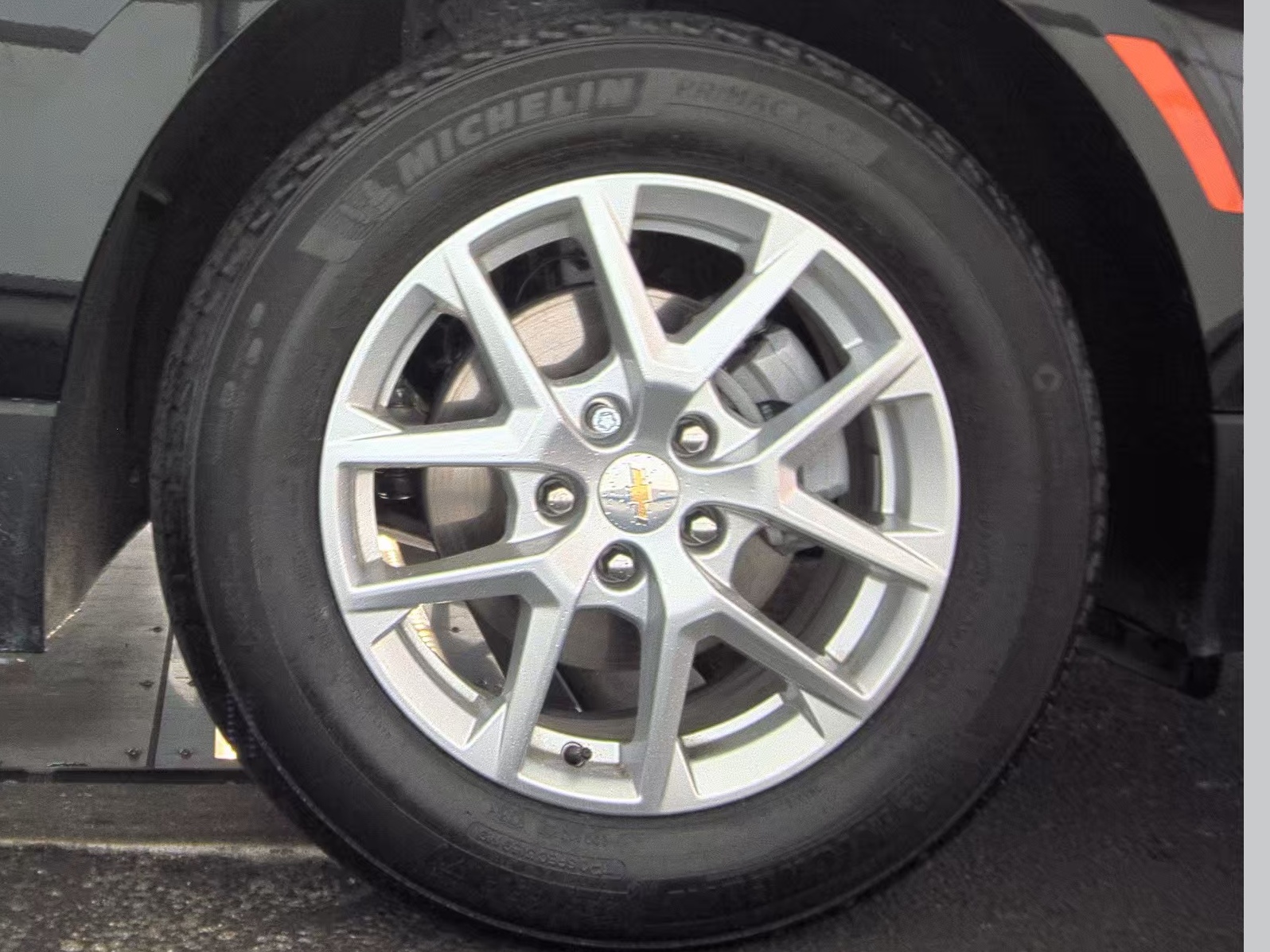 2024 Chevrolet Equinox LT FWD