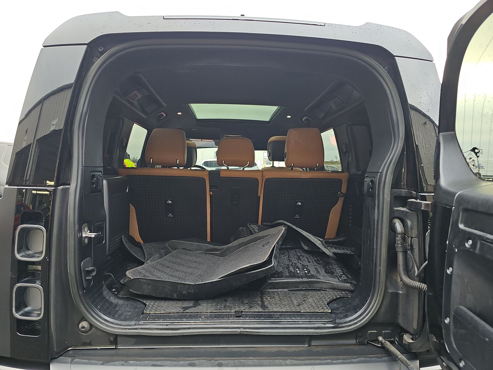 2023 Land Rover Defender 110 V8 AWD