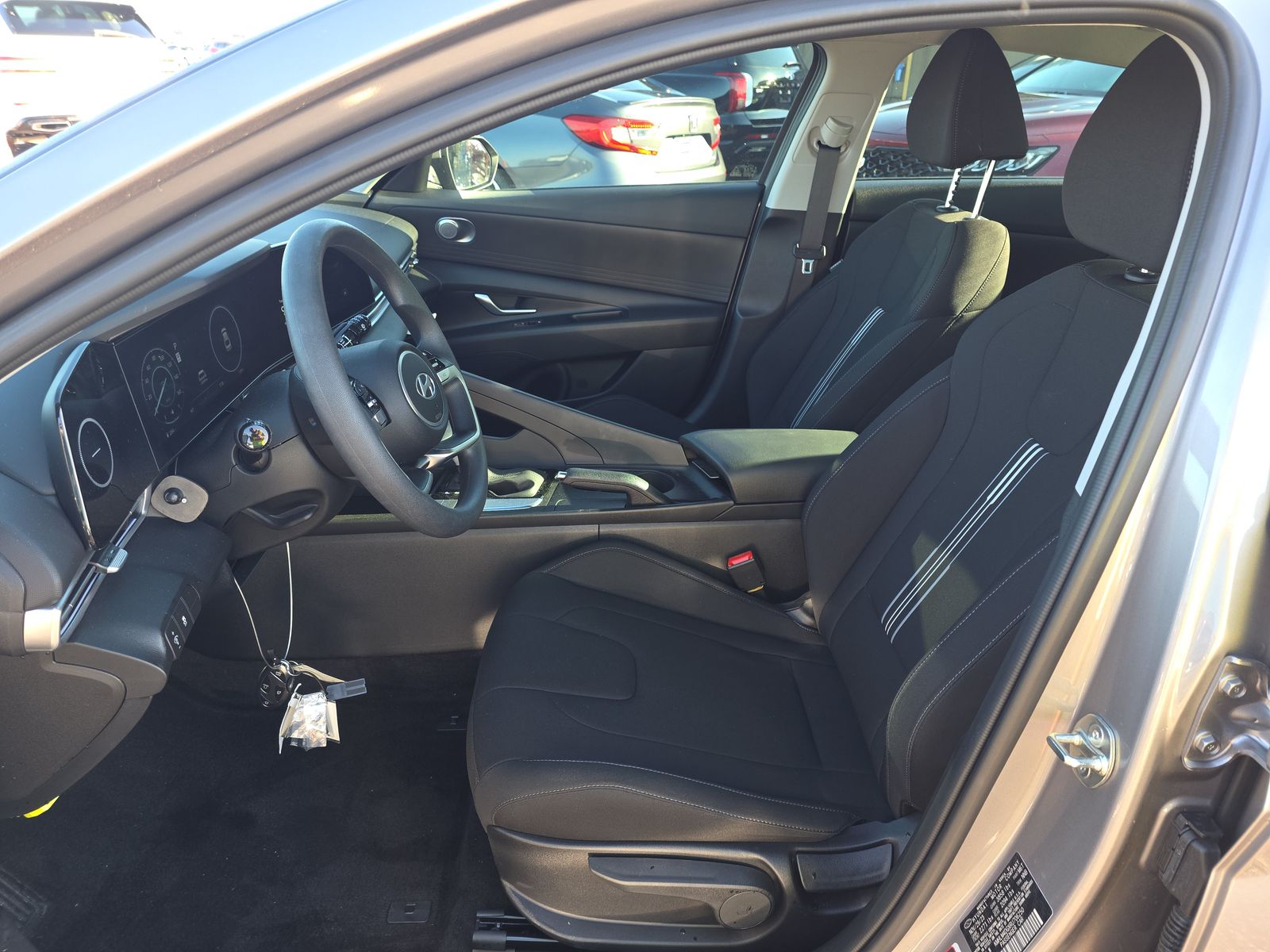 2024 Hyundai Elantra SEL FWD