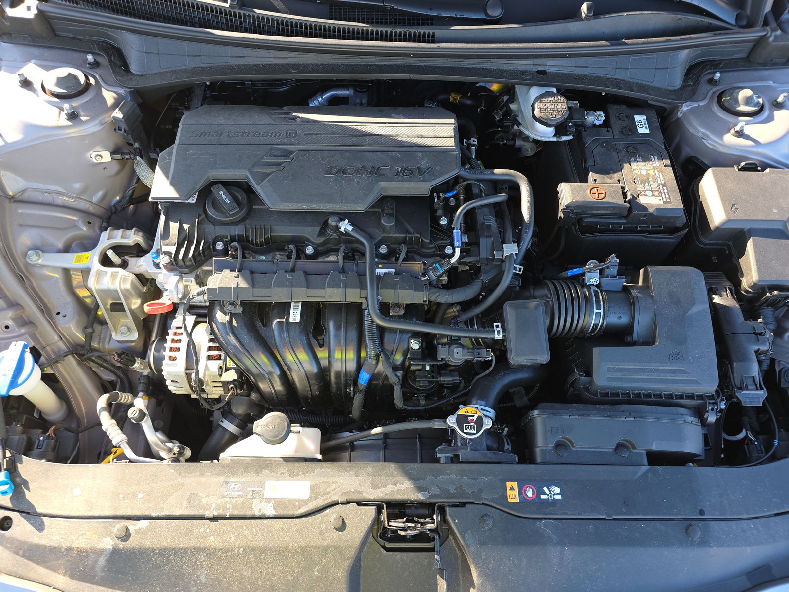 2024 Hyundai Elantra SEL FWD