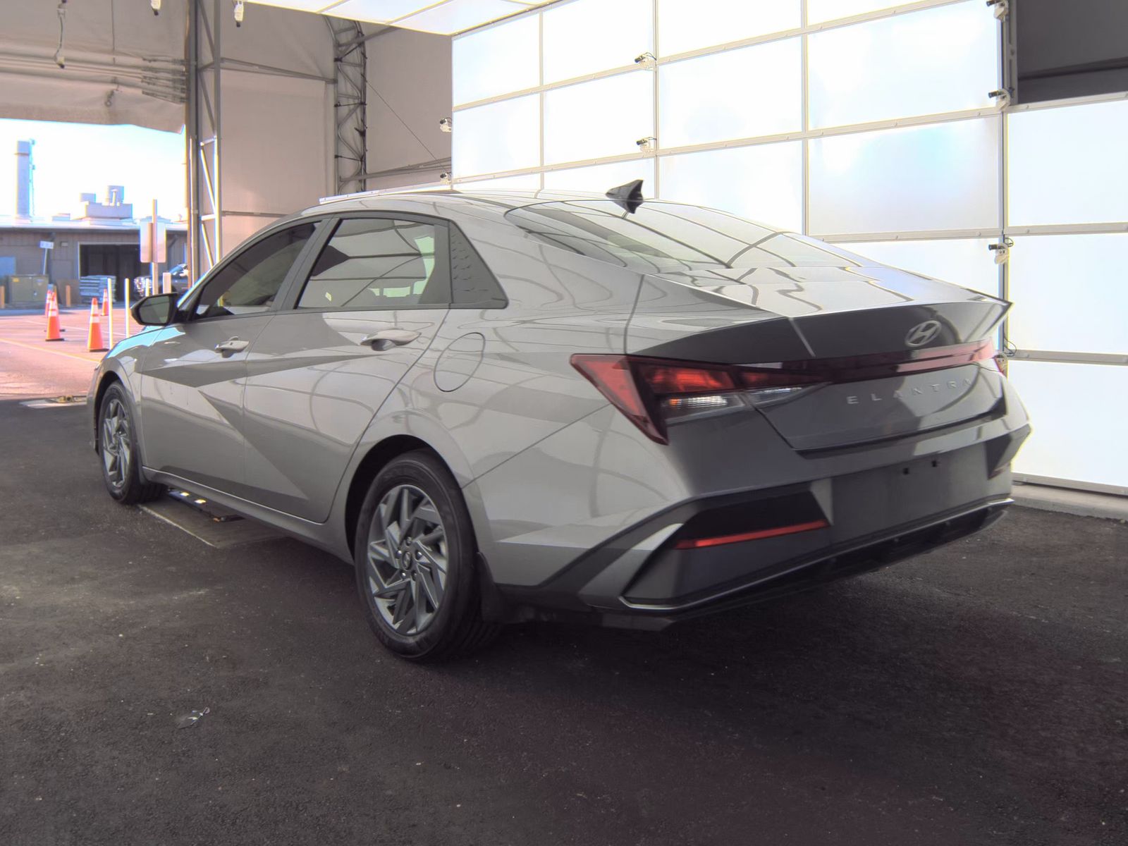 2024 Hyundai Elantra SEL FWD