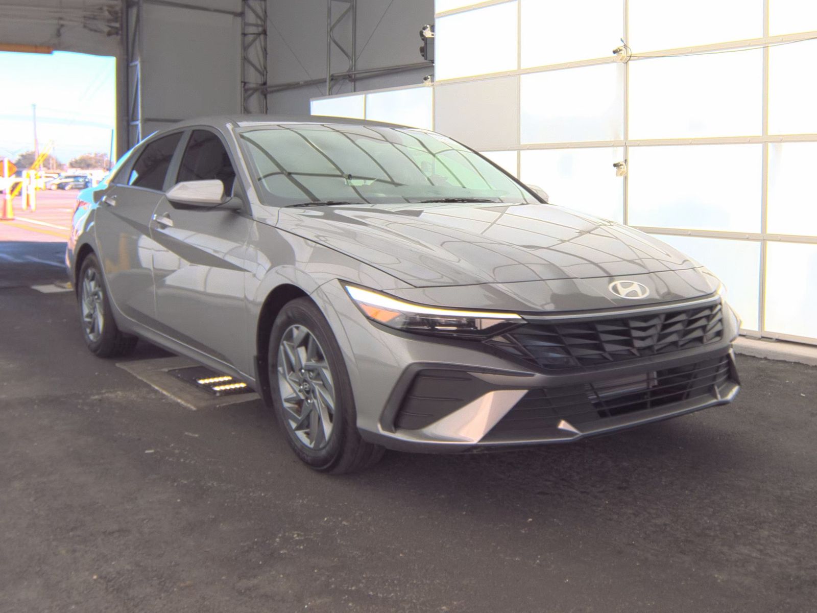 2024 Hyundai Elantra SEL FWD