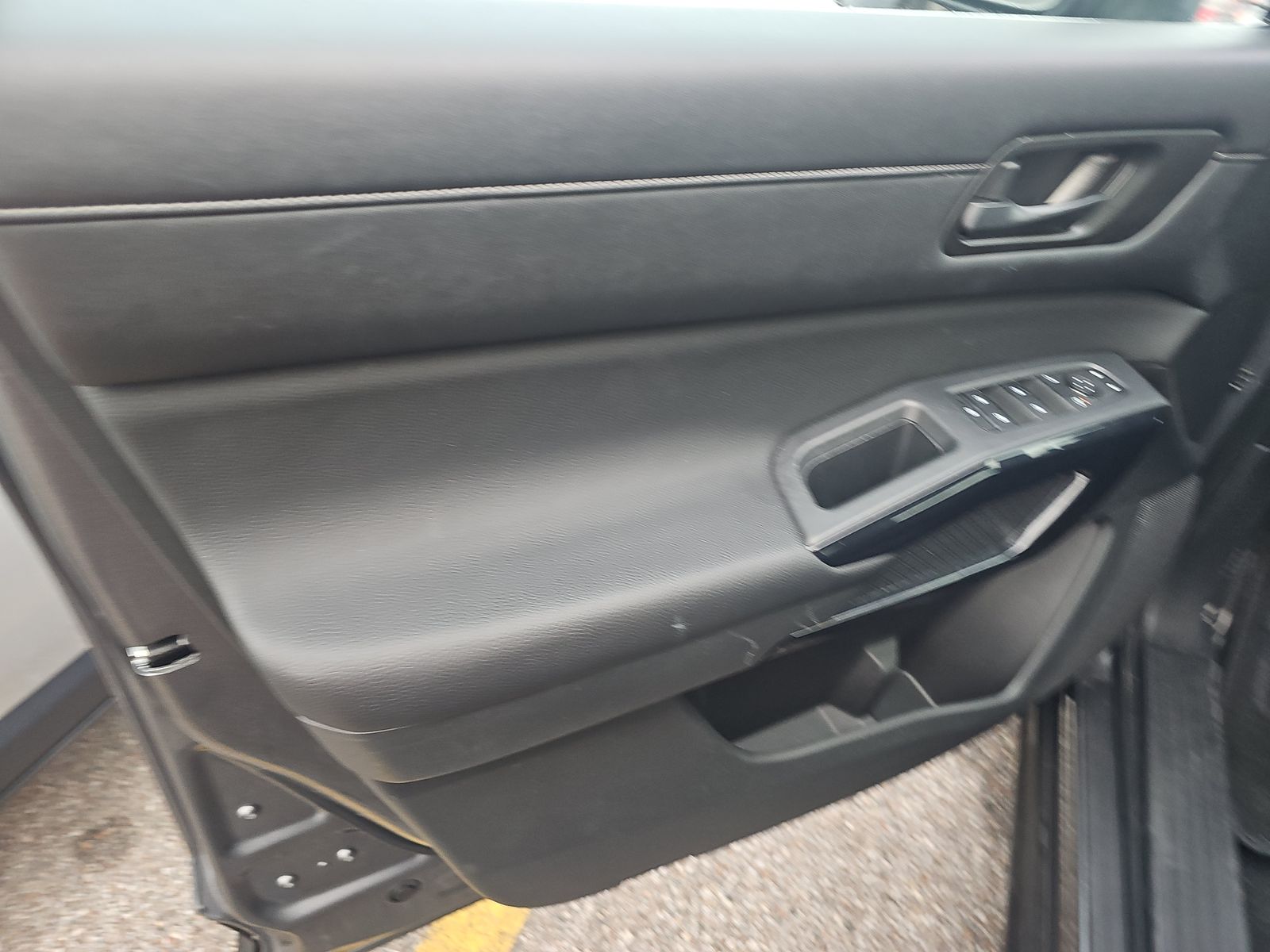 2025 Nissan Pathfinder SV AWD