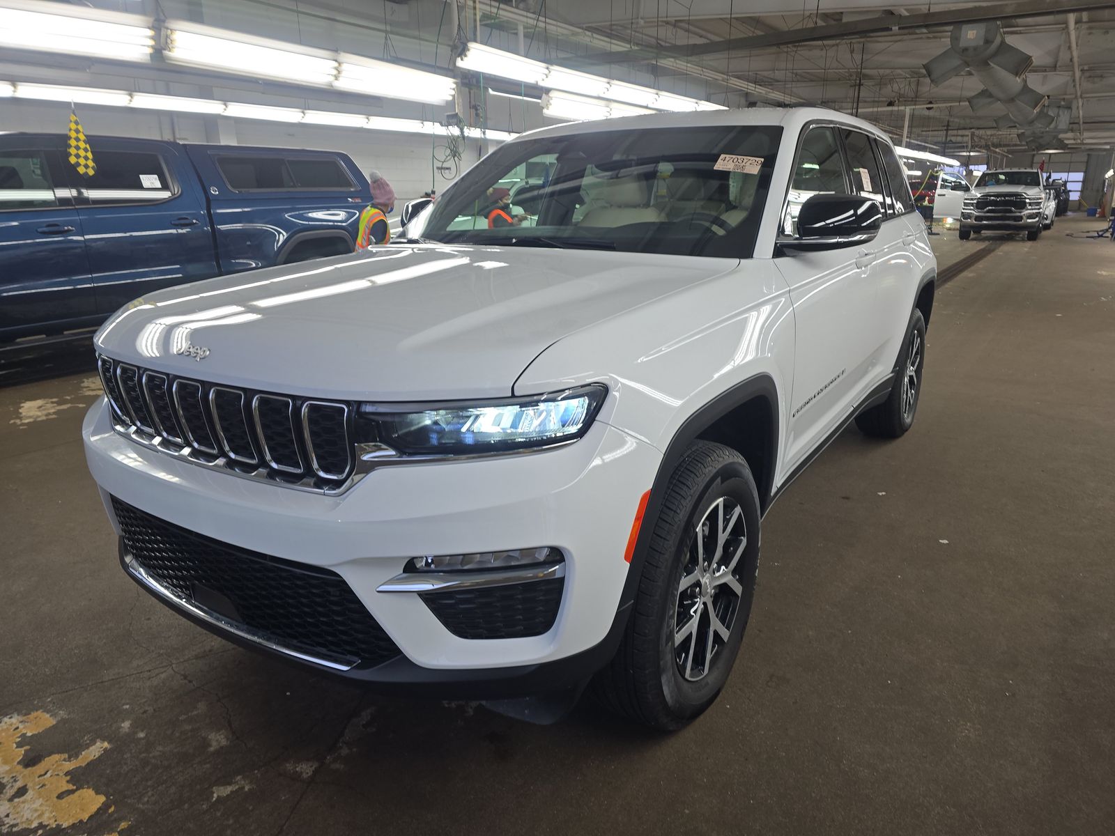 2025 Jeep Grand Cherokee Limited AWD
