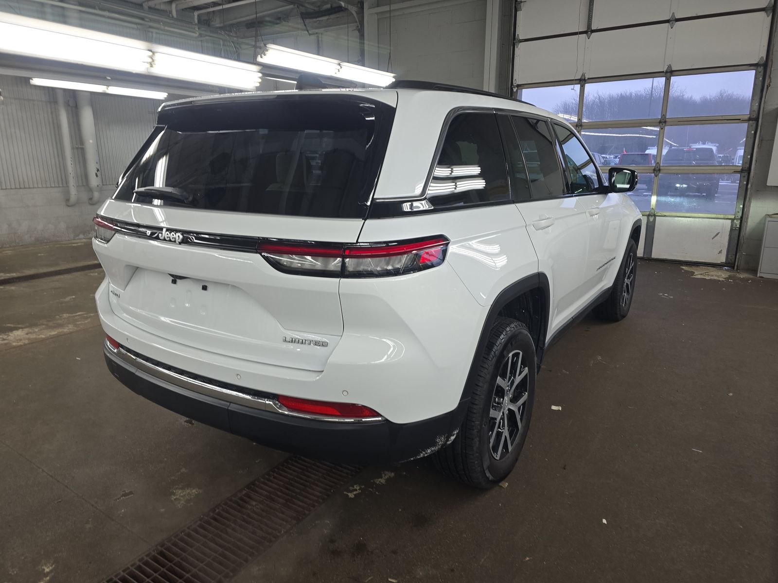 2025 Jeep Grand Cherokee Limited AWD