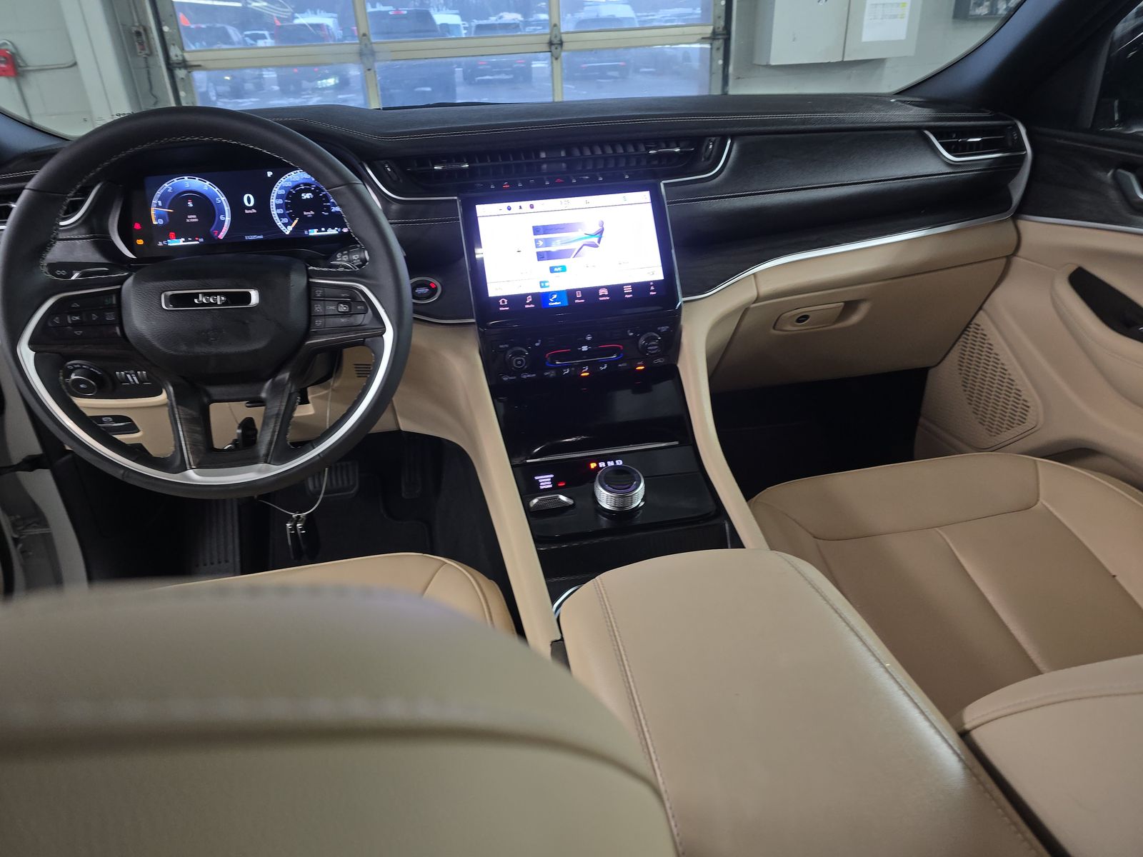 2025 Jeep Grand Cherokee Limited AWD